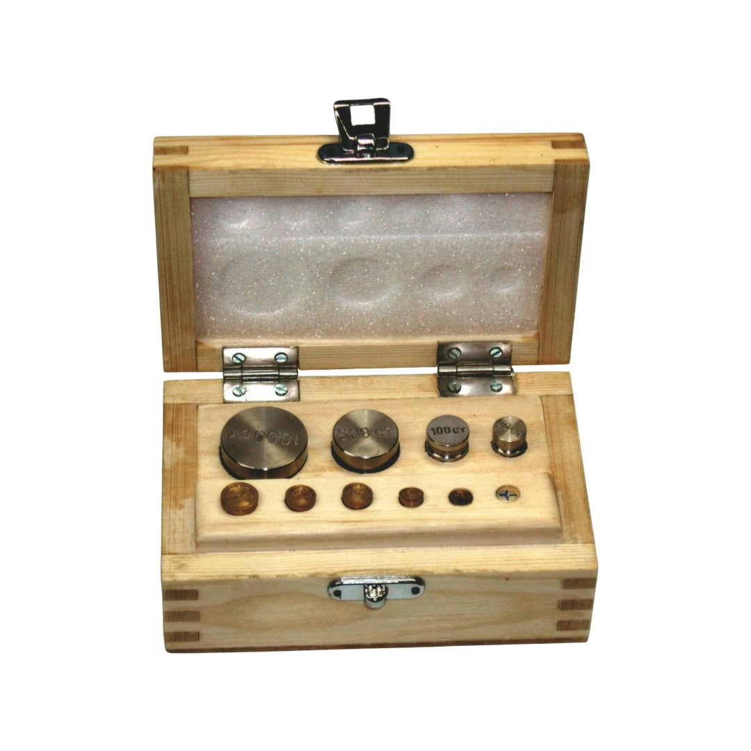 All weights in wooden Box (#1422)