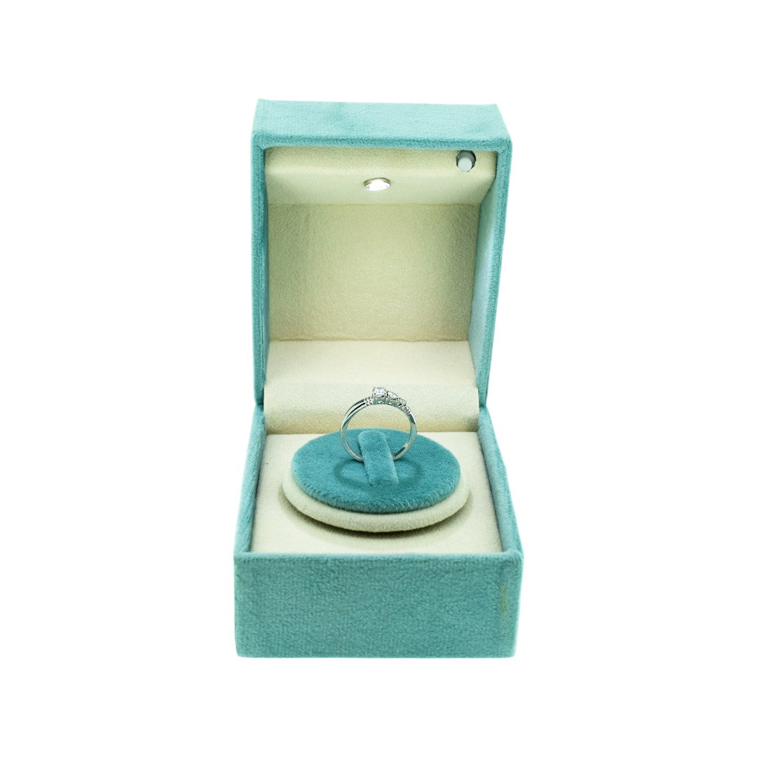 Jewellery Box With LED Light And Rotating Base 4x3x3"