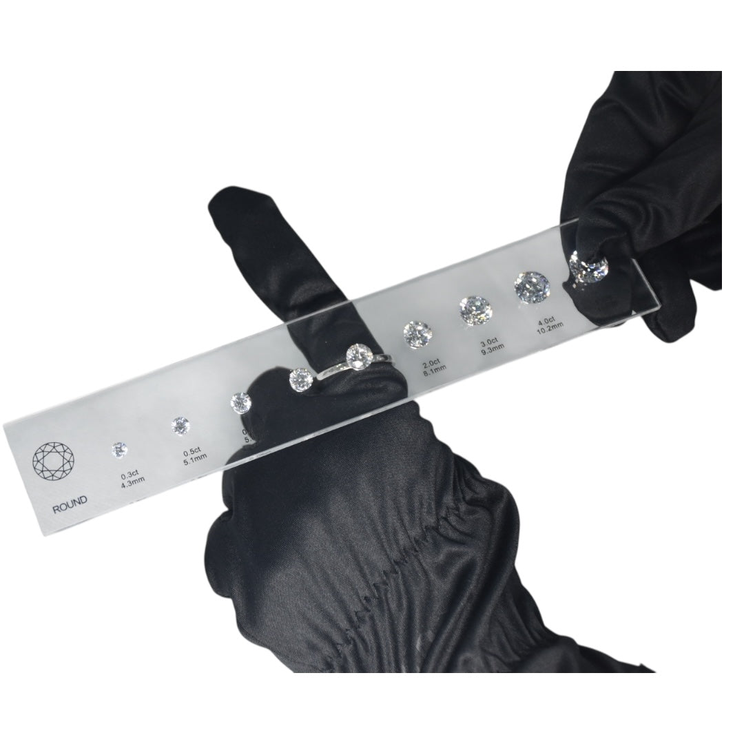 Cubic Zircon Sizing Scale in black magnetic box (0.30 ct - 5.00ct)
